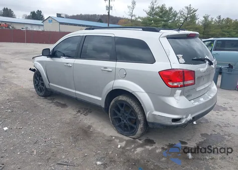 2014 Dodge Journey Sxt z USA, uszkodzony, nr VIN 3C4PDDBG1ET156532